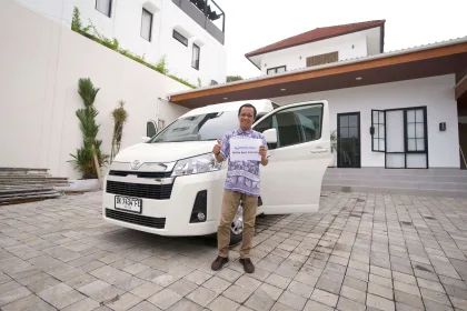 sewa hiace bali