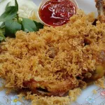ayam goreng kremes