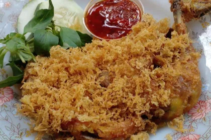 ayam goreng kremes