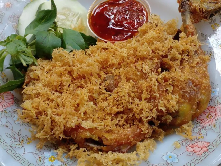 ayam goreng kremes