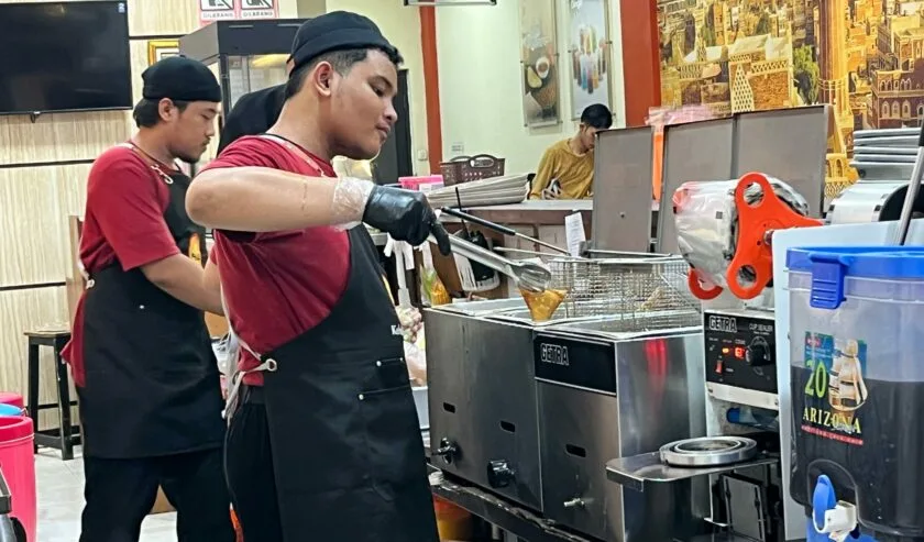 restoran kawasan ampel