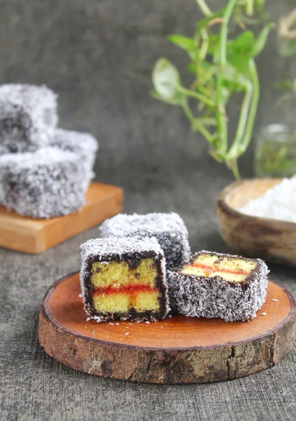 Lamington Cake