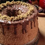 Liu Bao Tea (Ancient Chinese Dark Tea) Chiffon Cake dengan topping Chocolate Dubai
