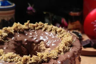 Liu Bao Tea (Ancient Chinese Dark Tea) Chiffon Cake dengan topping Chocolate Dubai