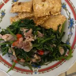 Jukut gonde / sayur gonde (masakan khas bali)