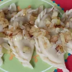 Pierogi Polandia isi kol kecut