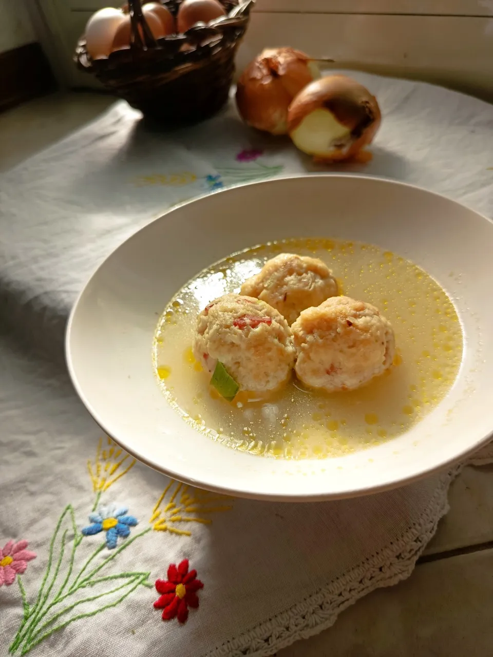 Canederli Knödel (Sup Kaldu Bakso ala Swiss, Jerman,Austria atau Italia Utara)versi halal